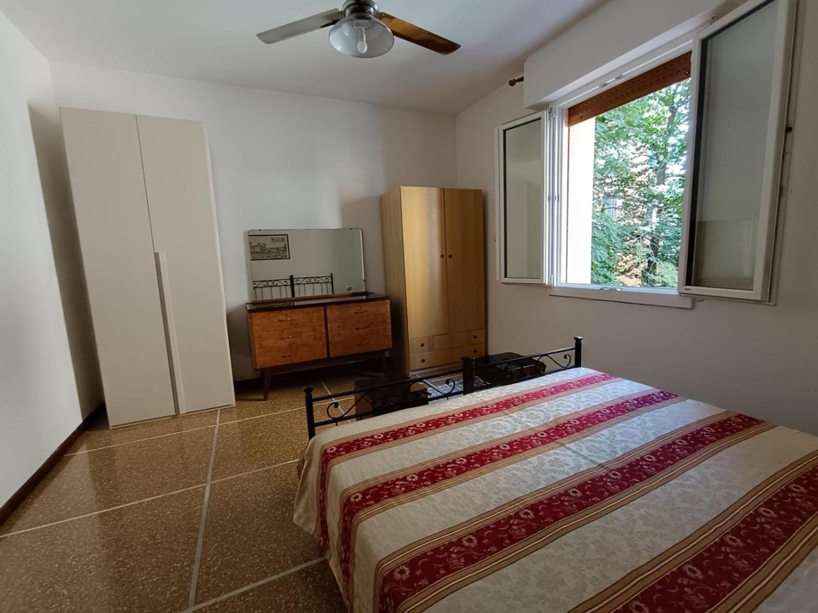 Saragozza Guest House Bologna Bagian luar foto